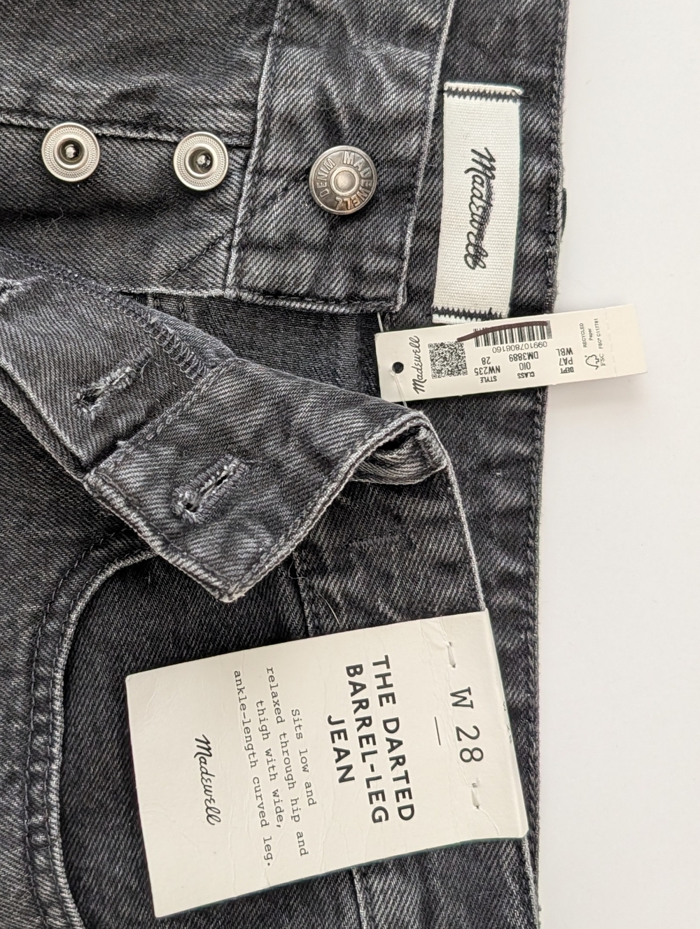 NWT Madewell The Darted Barrel Leg Jean Washed Black Size 28 Women's - Picture 3 of 7